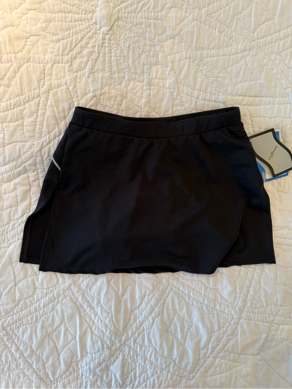 Black Active Biking Skort with padding. - Picture 3 of 9